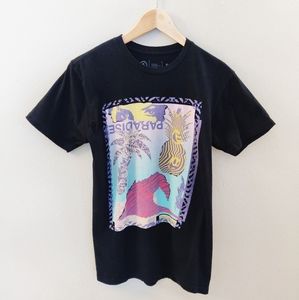 Paradise Graphic T-Shirt